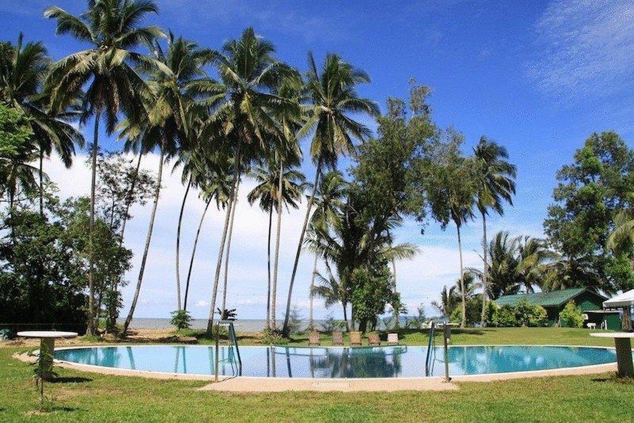 Langkah Syabas Beach Resort Kinarut Buitenkant foto